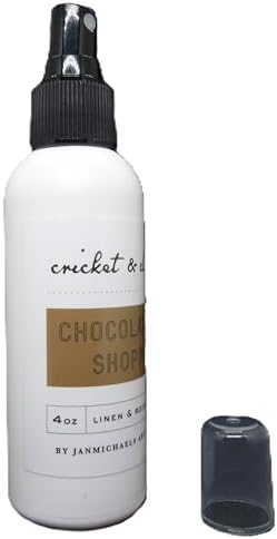 Cricket Clover Chocolate Vanilla Room Spray - 4 oz