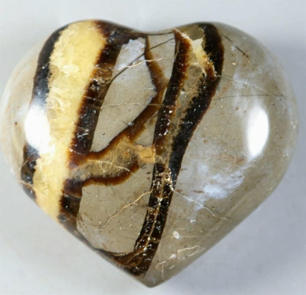 FITTAR Beautiful Dragon Resin Chip Heart Natural Crystal Stone