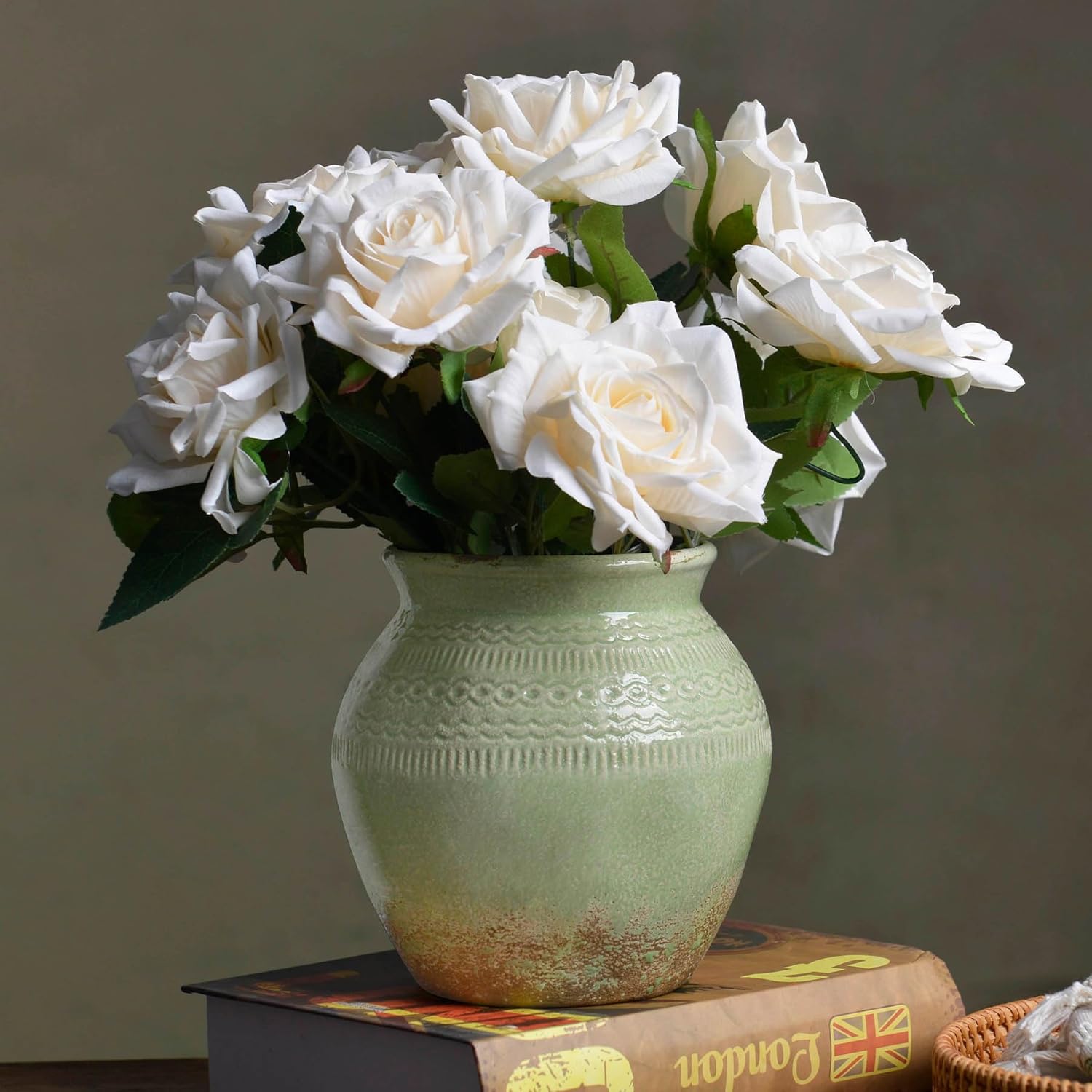 Quoowiit Ceramic Rustic Farmhouse Vase Green