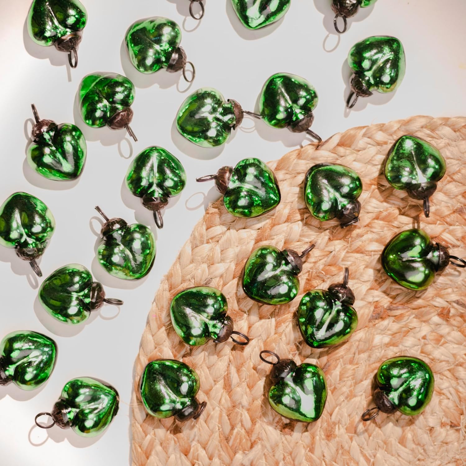 IndianShelf 25 Green Heart Glass Christmas Decorations